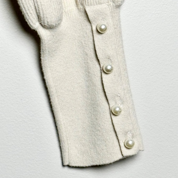 Ann Taylor Pearlized Button Cuff Balloon Sleeve Ivory Cream Sweater Sz L - Picture 5 of 8